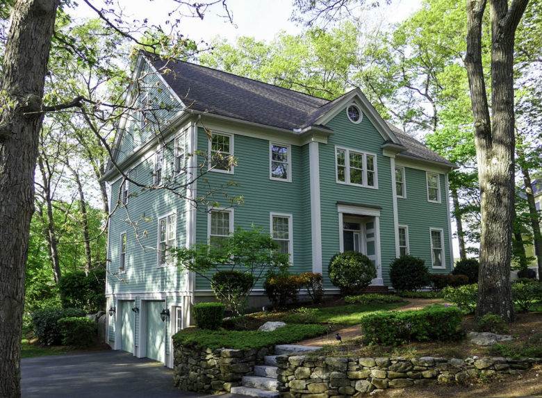 Full exterior painting in Lexington, MA