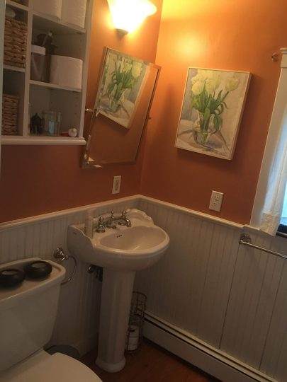 Pedestal Sink before bathroom remodel in Lincoln, MA