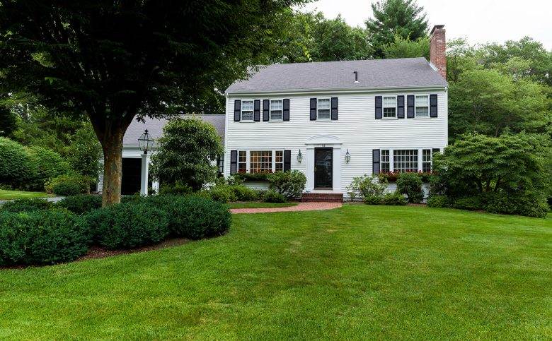 Exterior Painting in Wellesley, MA