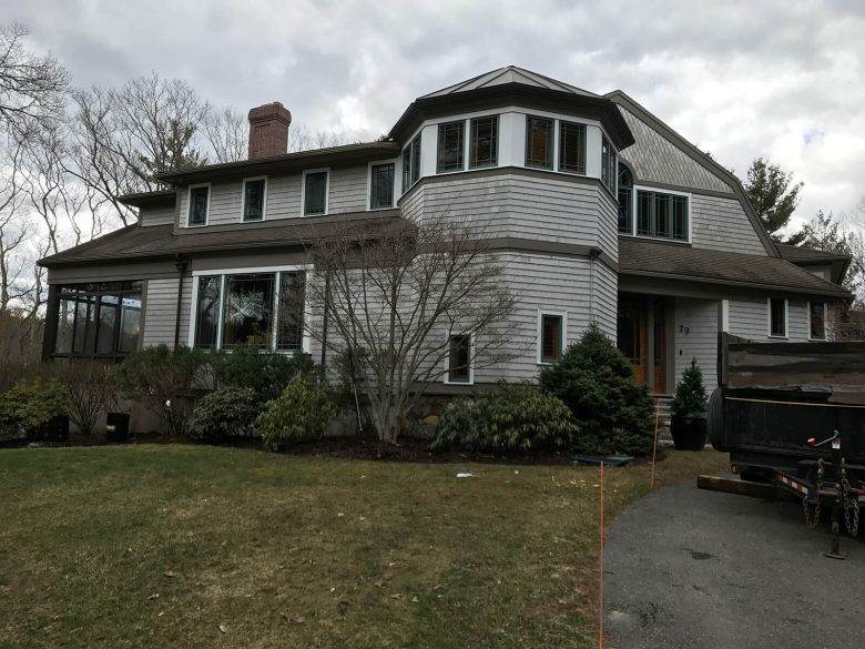 Siding Refinishing Before in Lincoln, MA