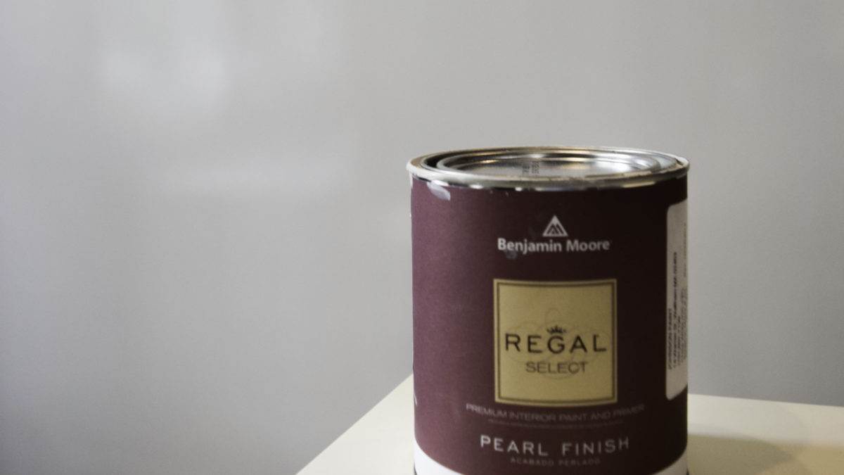 white Benjamin Moore paint
