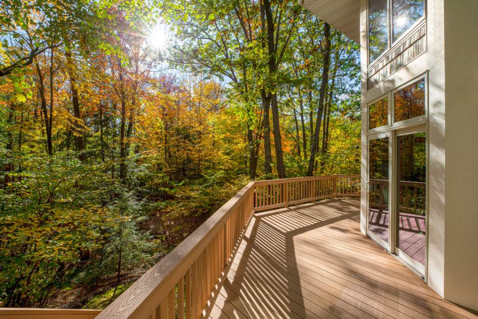 Newly Built Wrap Around Deck