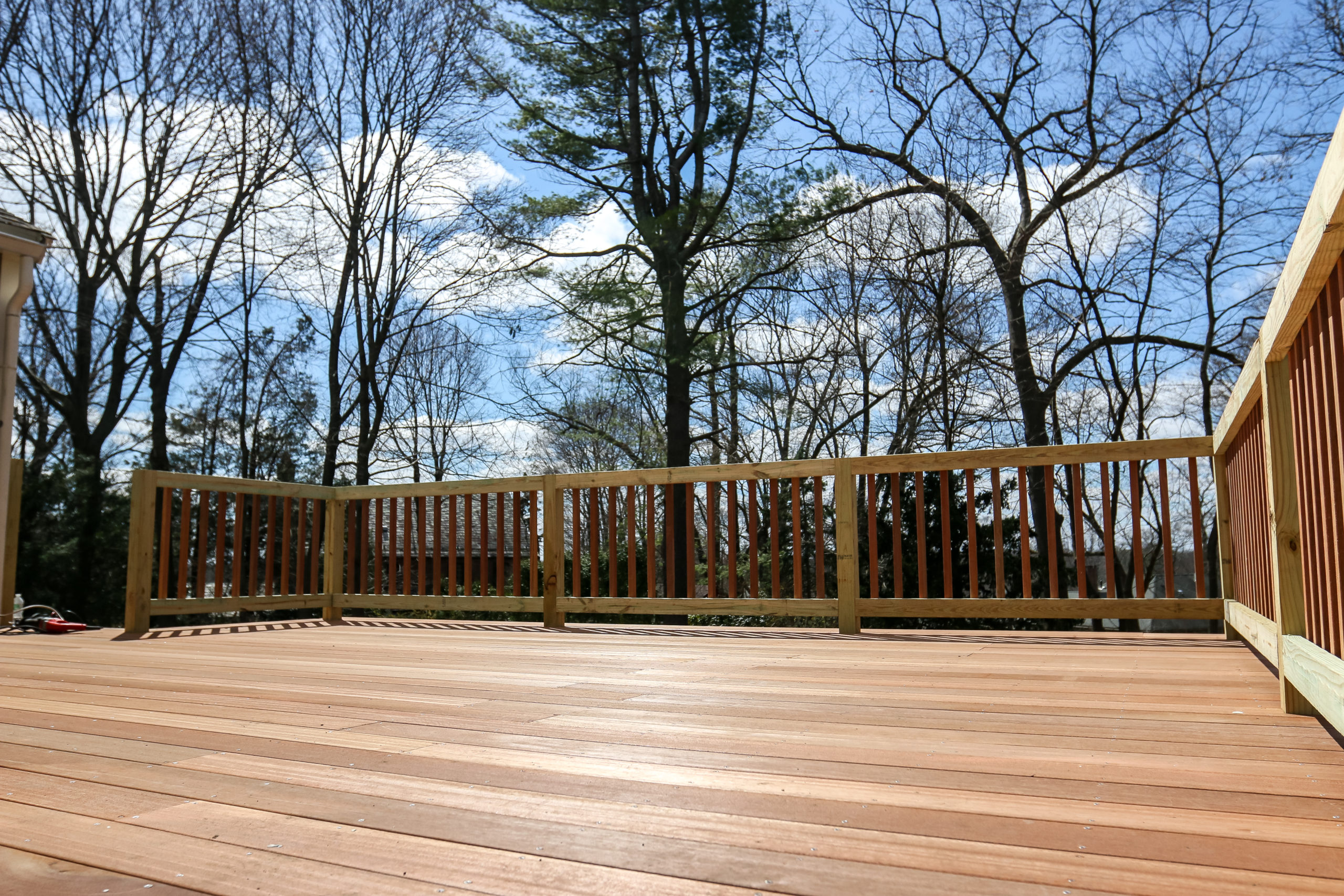 Popular Deck Railing Options in New England
